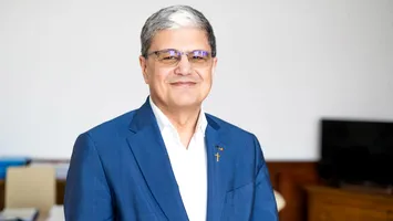 Măsurile cu care Marcel Boloș merge la Bruxelles: bani pentru persoanele vulnerabile și tinerii aflați la început de drum