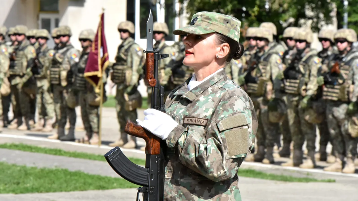 MApN spune clar: „Nu se pune problema stagiului militar obligatoriu!”