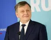 Crin Antonescu îl critică pe Iohannis și îl compară cu Nicușor Dan