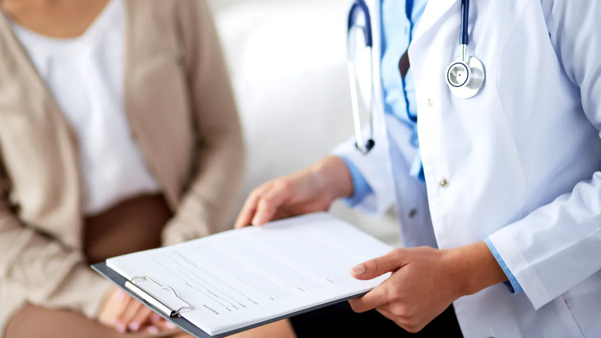 Statul român cheltuie 240 de miliarde de lei pe an cu plata concediilor medicale