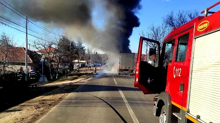 UPDATE: Accident grav în Giurgiu: Un autocamion încărcat cu azotat de amoniu a luat foc în mers