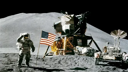 Record: S-a vândut jacheta lui Buzz Aldrin, astronautul care a călătorit spre Lună