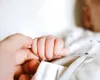 Acuzații de malpraxis. Un bebeluș a murit la două zile după ce a fost consultat de medic