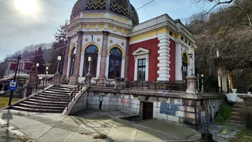 Gara din România care îți taie răsuflarea. Are 140 de ani și te face să te simți ca un împărat (VIDEO)