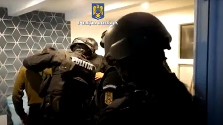 Percheziții de amploare într-un dosar de proxenetism. Unsprezece suspecți au fost reținuți, un al doisprezecelea este, deja, în penitenciar