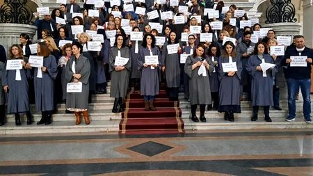 Grefierii amenință că blochează Justiția. Statul de drept funcționează numai cu sporurile incluse
