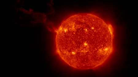 Erupțiile solare puternice pot afecta comunicațiile, avertizează oamenii de știință ruși