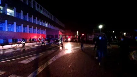 Incendiu la Spitalul de Urgență Suceava. 329 de pacienți, dintre care 57 nou-născuți, evacuați (video)