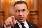 Ministrul Bogdan Ivan menține clientela politică impusă ilegal în fruntea companiilor energetice ca România să piardă 300.000.000 de euro din PNRR