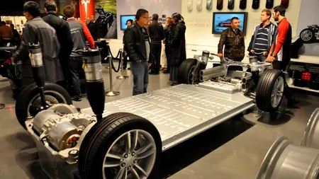 Surse: Tesla negociază cu Toyota pentru producția în comun a unui SUV electric de mici dimensiuni