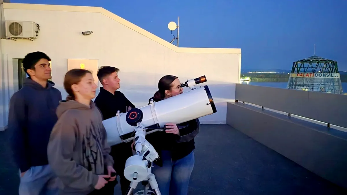 Asteroidul (524471) 2002 JW15, monitorizat de Observatorul Astronomic Galaţi