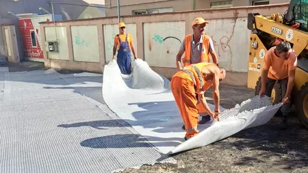 Reparații rapide în zona 13 Septembrie:  Parcarea a fost reabilitată pentru siguranța locuitorilor
