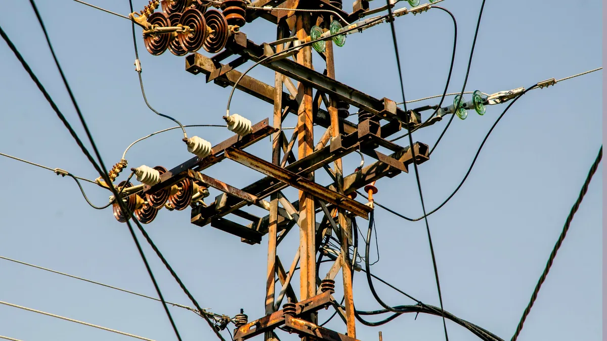 Investiție uriașă de la noii proprietari ai Enel. Grecii vor să rezolve o problemă spinoasă a României