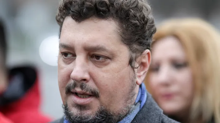 Claudiu Târziu vrea anticipate. Nu din patriotism pur, ci din foame de culoar electoral