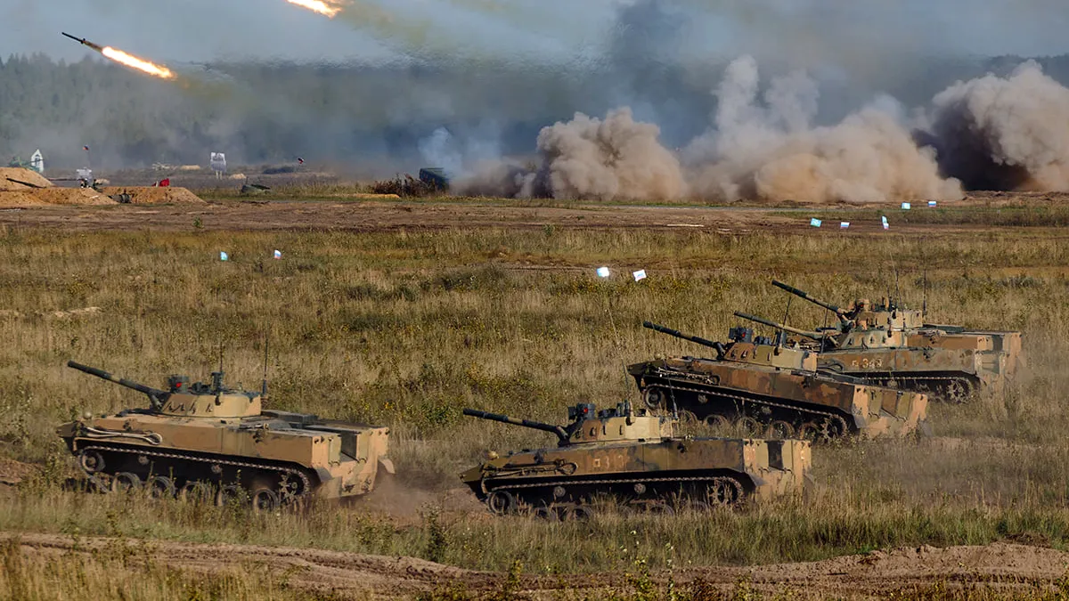 Oficial rus: Nu invadăm Ucraina. Încercăm să bombardăm într-un mod foarte delicat