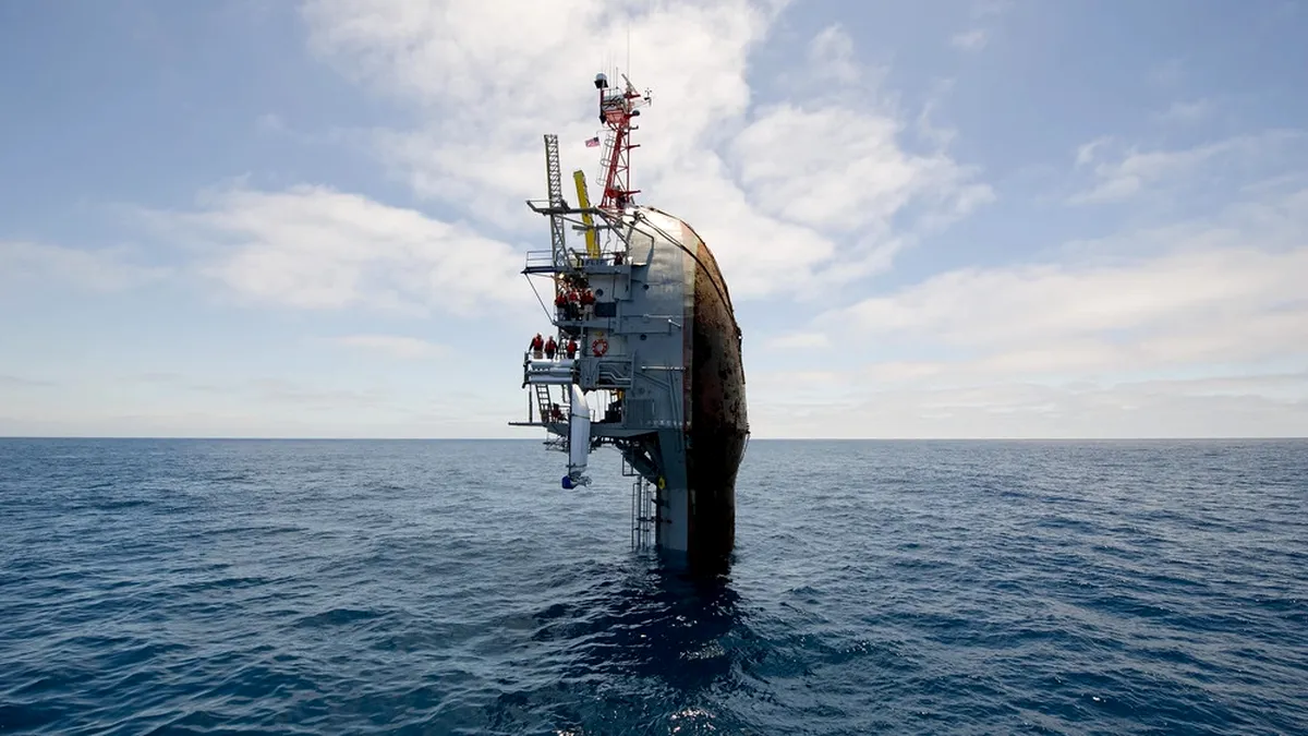 Greenpeace avertizează Norvegia! Campionii Europei la automobile electrice ar putea distruge mediul cu mineritul submarin
