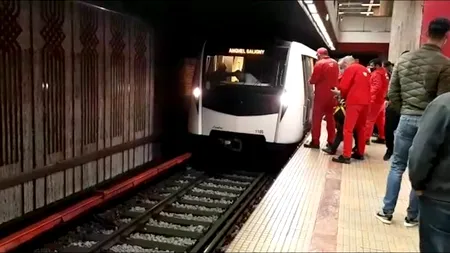 Circulaţie îngreunată la metrou: O persoană a căzut pe calea de rulare, dar nu a fost găsită         