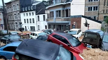 Furtuna „Claudia” devastează Europa de Vest, lăsând în urmă morți, răniți și evacuări masive