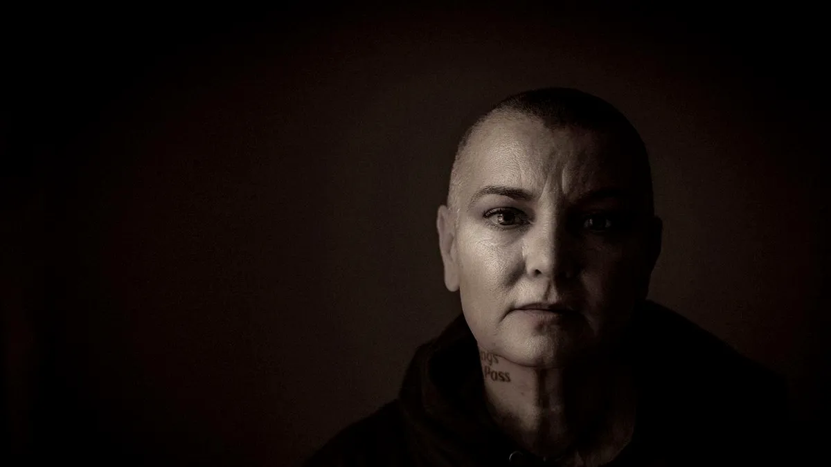 Sinéad O'Connor a încercat să se sinucidă. Cântăreața a fost internată în spital