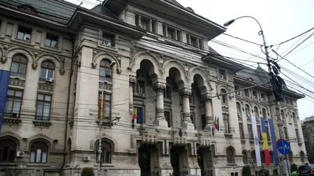 Prefectul Capitalei contestă în justiție numirile de directori făcute de primarul Nicușor Dan