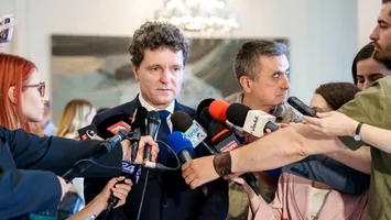 Armistițiu la Cotroceni: Nicușor Dan pune frână certurilor, coaliția respiră – dar suspiciunile rămân