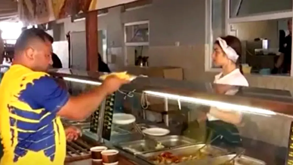 Litoralul românesc: La ora 13 s-a deschis restaurantul, la 13:15 nu mai era mâncare!