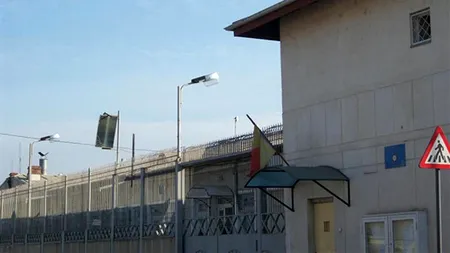 Peste 850 de deținuți din Prahova au solicitat urna mobilă pentru a vota