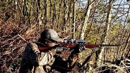 Un bărbat din Bihor a fost împușcat în cap, la o partidă de vânătoare