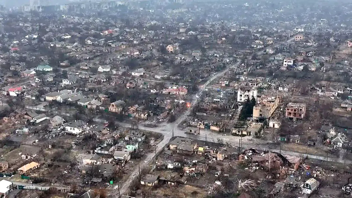 Armata ucraineană își retrage o parte din trupele din Bakhmut