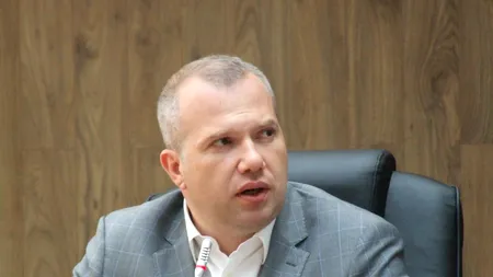 La Galați, primarul vrea să lase aprins un bec din două, pentru a reduce factura iluminatului public