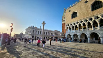 Wizz Air mai deschide o rută de la Craiova! Zbor direct către una dintre cele mai vizitate destinații din lume. Este unică