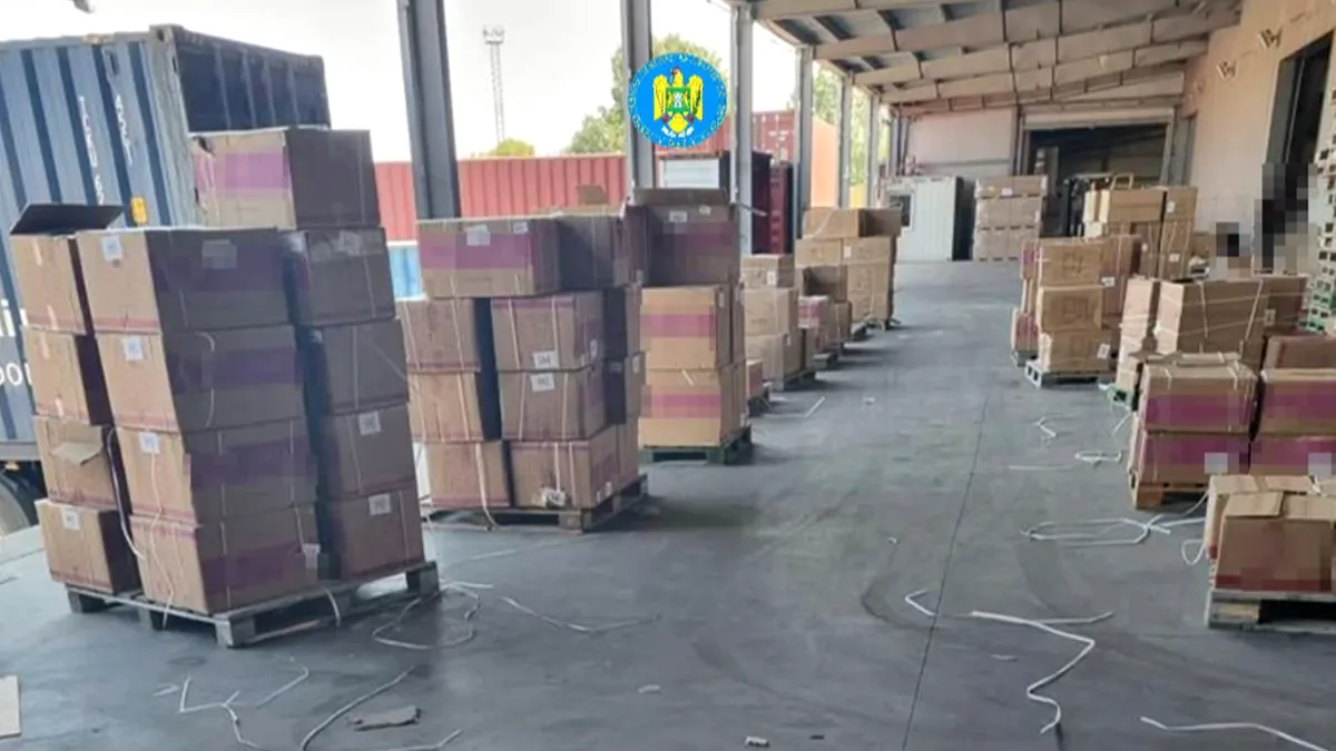 Peste 40.000 de parfumuri contrafăcute, în valoare de 12 milioane de lei, descoperite în Portul Constanța VIDEO