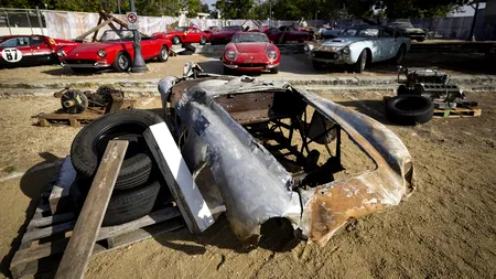 Această bucată de metal care a fost un Ferrari tocmai s-a vândut cu aproape 2 milioane de dolari