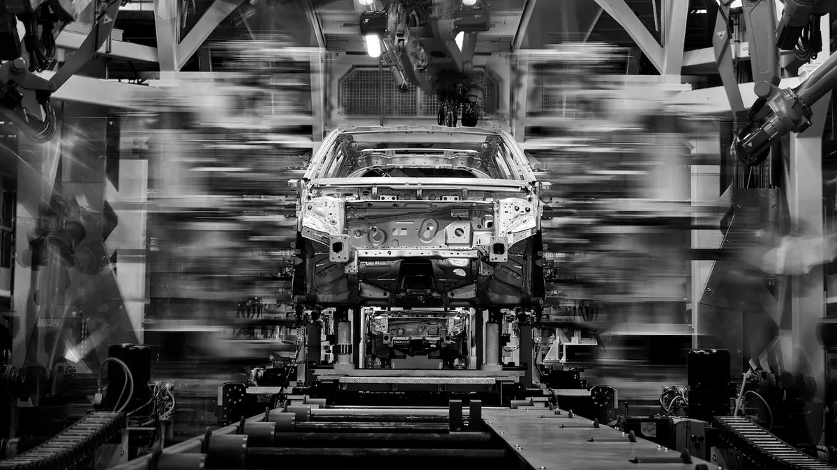 Cum va arăta noua generaţie a SUV-ului Jeep Compass. Producţia începe în Italia