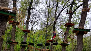 O idee de Florii și Paște! Azi se va redeschide un parc de aventură din România