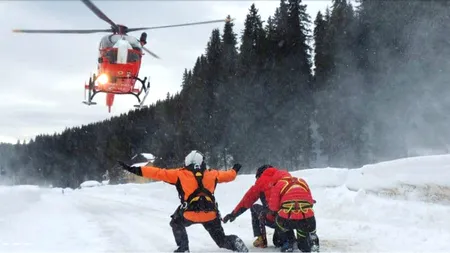 Intervenție SALVAMONT pentru recuperarea unui ucrainean abandonat în stare gravă la o stână părăsită