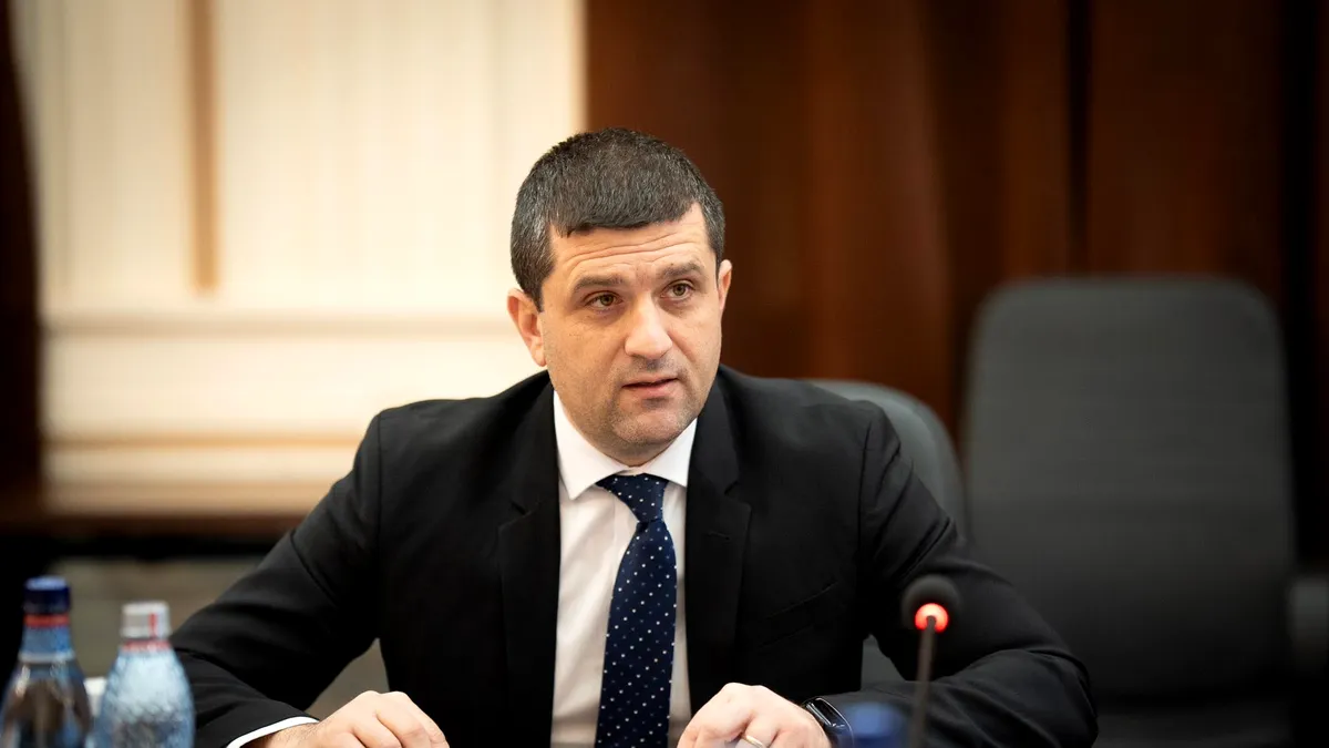 Radu Miruță nu mai semnează niciun document la Ministerul Transporturilor de frica ...DNA