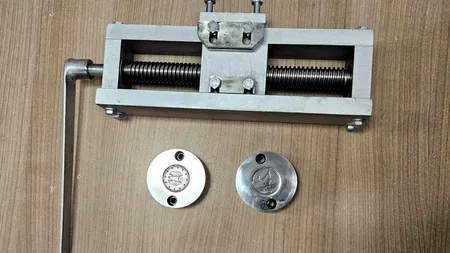 Un nou „articol” de contrabandă în zona transfrontalieră de la Est: matrițe pentru falsificarea monedelor de 2 euro