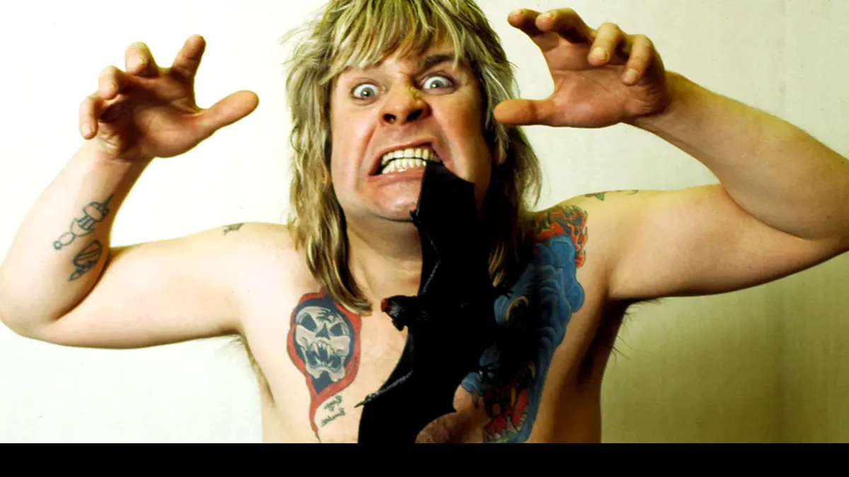 Ozzy Osbourne vs liliacul viu. L-a mușcat sau nu?
