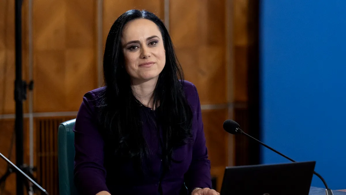 Simona Bucura-Oprescu vine în sprijinul mamelor vulnerabile. Se acordă tichetele sociale pentru îngrijirea nou-născuților