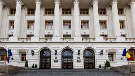 BNR: Consumul gospodăriilor populaţiei este aşteptat să redevină în anul curent principalul determinant al avansului PIB