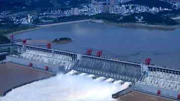Războiul apelor. China construiește un baraj uriaș pe un fluviu comun cu India