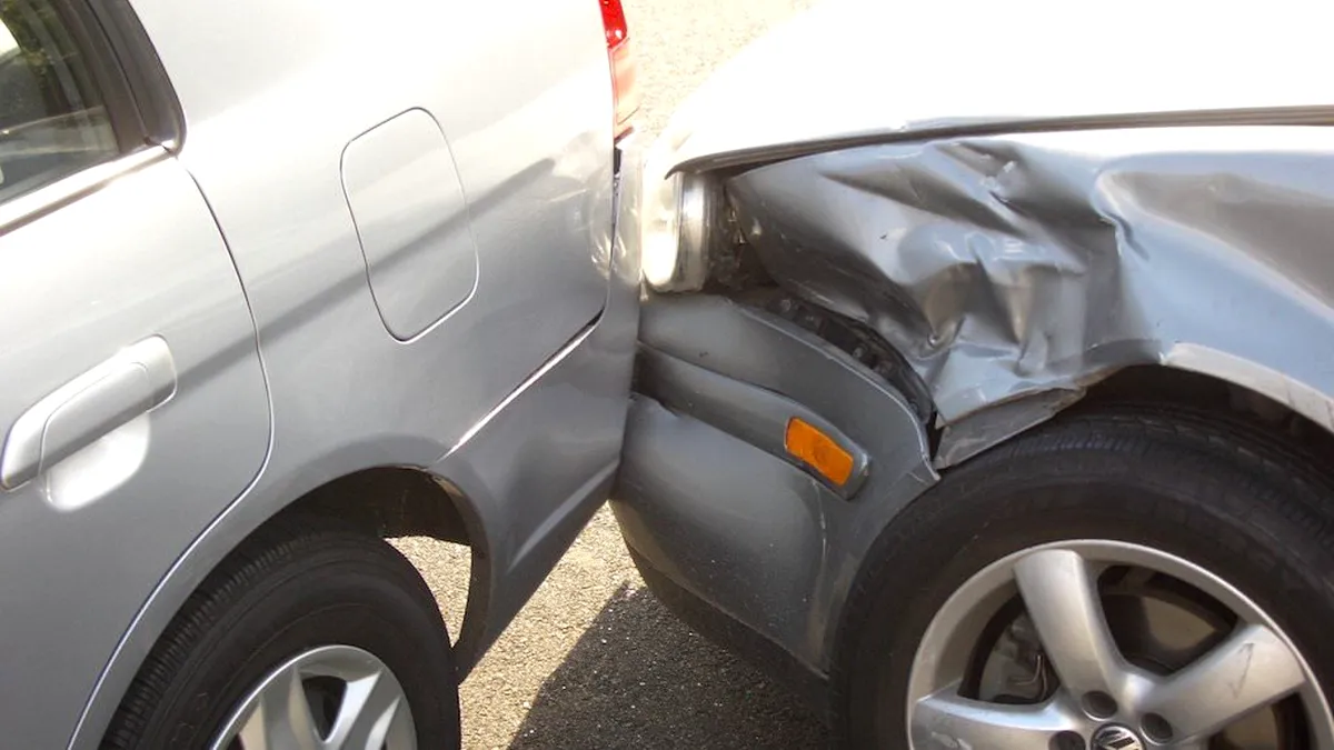 Procuror din Sibiu, înregistrat în timp ce se laudă cum a scăpat după ce a provocat un accident rutier! Era și beat