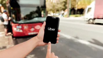 Șoferii Uber și Bolt își închid aplicațiile în semn de protest