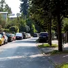 Codul Rutier: Parcarea pe trotuar în 2025. Cât te costă această greșeală și în ce condiții e permisă