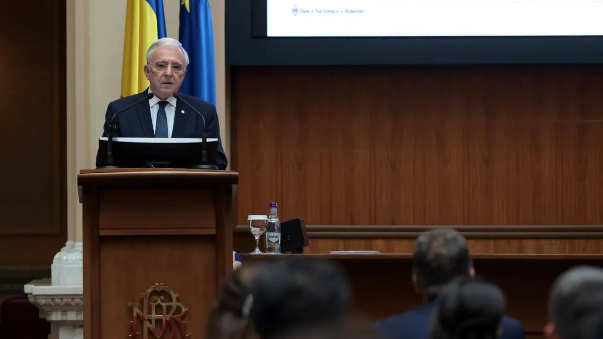Ce ne aşteaptă? Isărescu: Trebuie să strângem cureaua, durerea va fi mai mică cu o „dietă sănătoasă”!