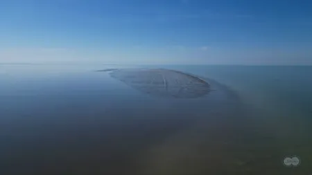 O insulă misterioasă a apărut din senin în Marea Caspică. Lumea ştiinţifică, uimită de descoperire