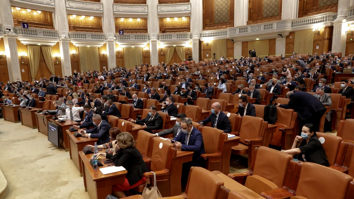 Sesiune parlamentară extraordinară pentru desființarea Secției Speciale de Investigare a Infracțiunilor în Justiție (SIIJ)