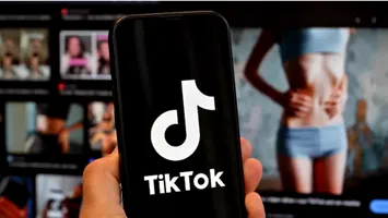 Hashtagul „SkinnyTok” eliminat definitiv de pe TikTok. Aplică Comisia Europeană normele tehnologice în online?