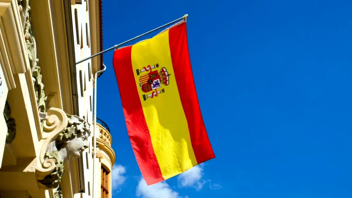 Patronatele avertizează: România alungă muncitorii străini, Spania le oferă acte